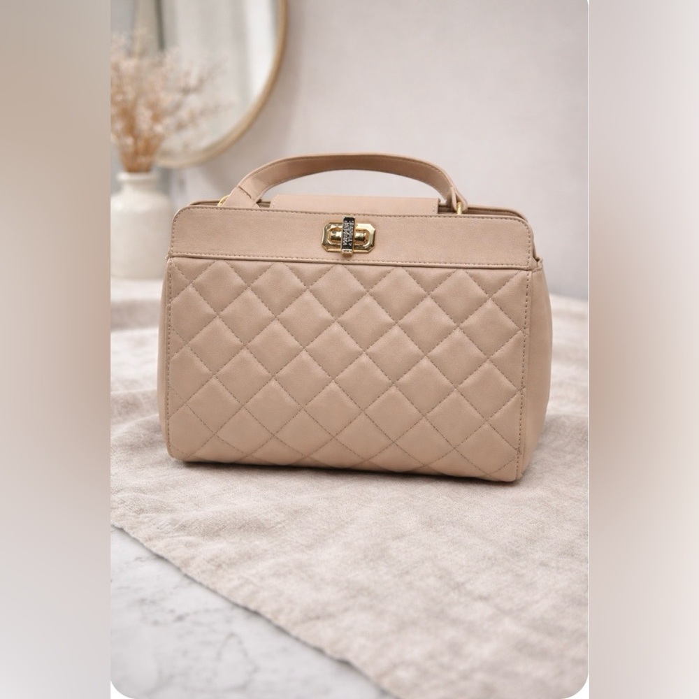 Badgley Mischka Tan Quilted Tote Bag with Gold Hardware